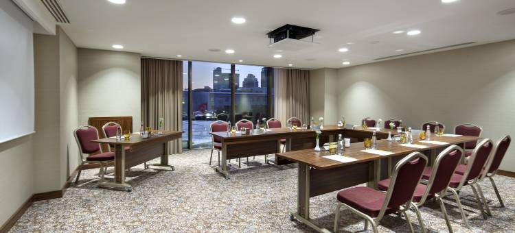 伊斯坦布尔贝利克杜祖希尔顿花园酒店(Hilton Garden Inn Istanbul Beylikduzu)图片