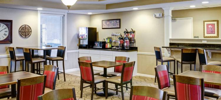 布莱恩-本顿特舒适套房酒店(Comfort Inn & Suites Bryant - Benton)图片