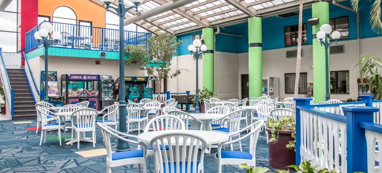 乡村套房酒店(Country Inn & Suites by Radisson, Muskegon, MI)图片