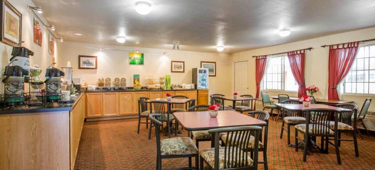 新月市红木海岸品质套房酒店(Quality Inn & Suites Crescent City Redwood Coast)图片