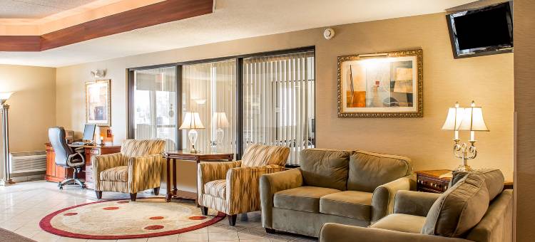 威尔克斯巴里竞技场舒适套房酒店(Comfort Inn & Suites Wilkes Barre - Arena)图片