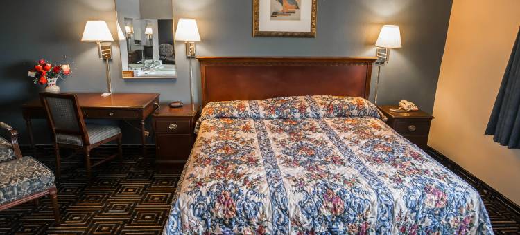 乔利埃特温德姆呗盟酒店(Baymont by Wyndham Joliet)图片