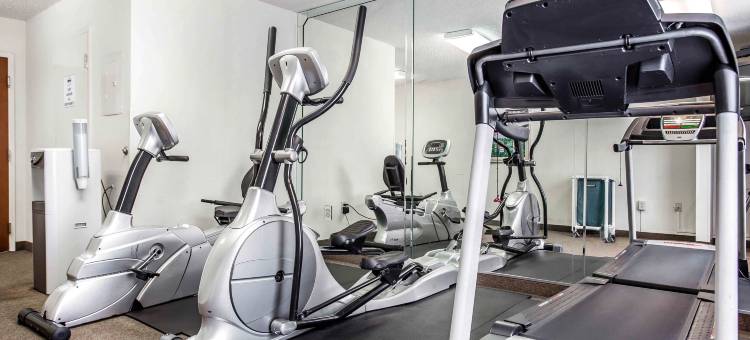 乔治亚杜鲁斯 6 号开间 - 近天然气南区(Studio 6 Duluth, GA - Near Gas South District)图片