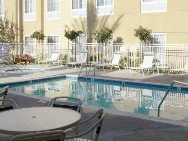 Hilton Garden Inn Calabasas Hotel Reviews And Room Rates Trip Com