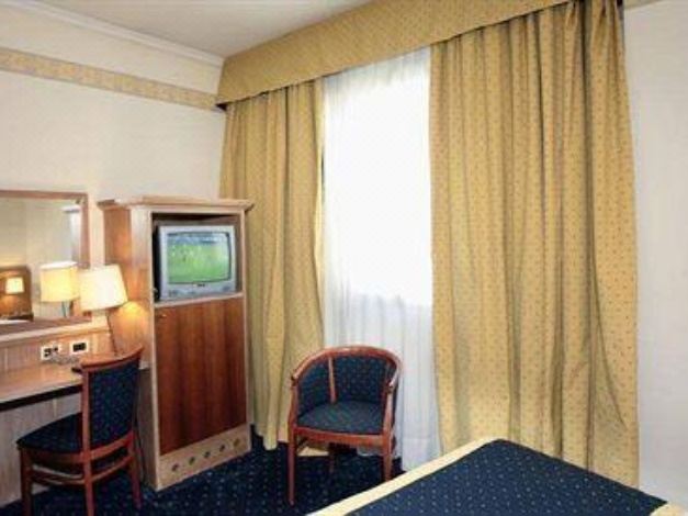 Palace Inn Rome Fiano Tripcom - 