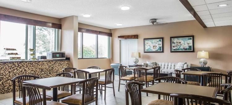 品质酒店马林斯 - 马里恩(Quality Inn Mullins - Marion)图片