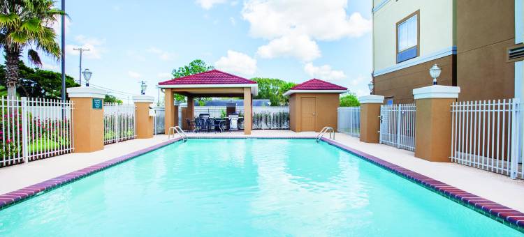 贝城拉昆塔温德姆套房酒店(La Quinta Inn & Suites by Wyndham Bay City)图片