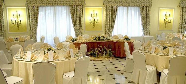 维多利亚女王宫殿4号体验酒店(One Shot Reina Victoria)图片