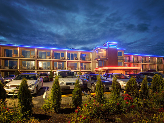 纳奈莫Travelodge by Wyndham酒店