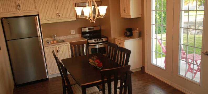 奥博格都迪拉克普兰温泉木屋酒店(Auberge du Lac Champlain, Hotel, Chalets ET Spa)图片