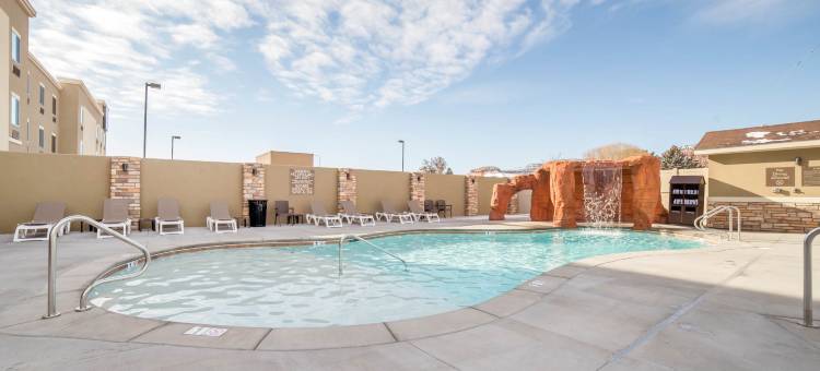 舒适套房酒店-CS-SU卡纳巴国家公园区(Comfort Suites Kanab National Park Area)图片