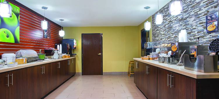 鸽子谷多莉伍德拉昆塔温德姆酒店(La Quinta Inn & Suites by Wyndham Pigeon Forge-Dollywood)图片