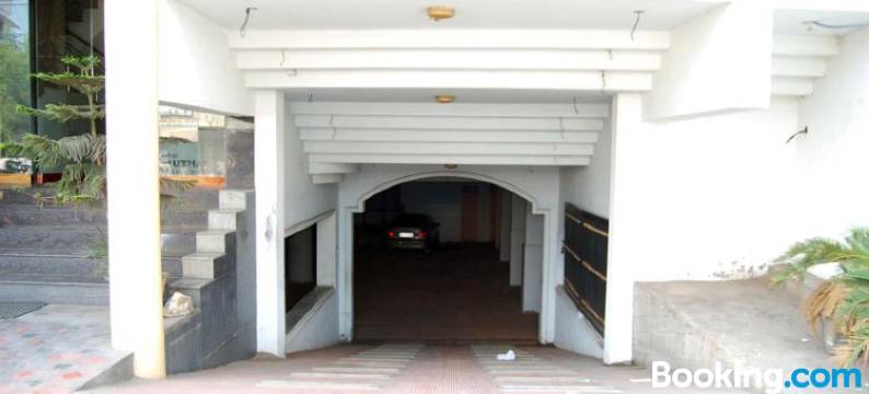 阿姆瑟姆酒店(FabHotel Amutham Residency)图片