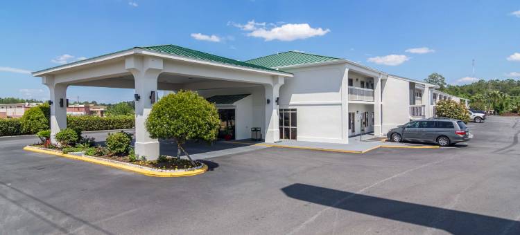 韦克罗斯伊克诺酒店(Motel 6 Waycross, GA)图片