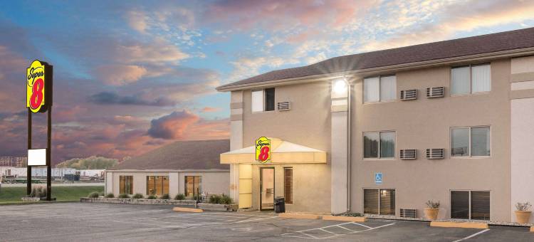 沃特敦速8酒店(Super 8 by Wyndham Watertown)图片