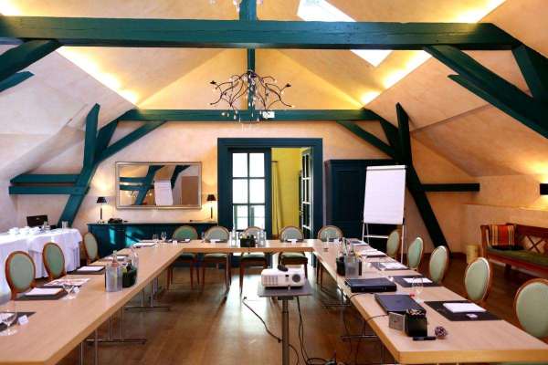 Deidesheimer Hof Over view