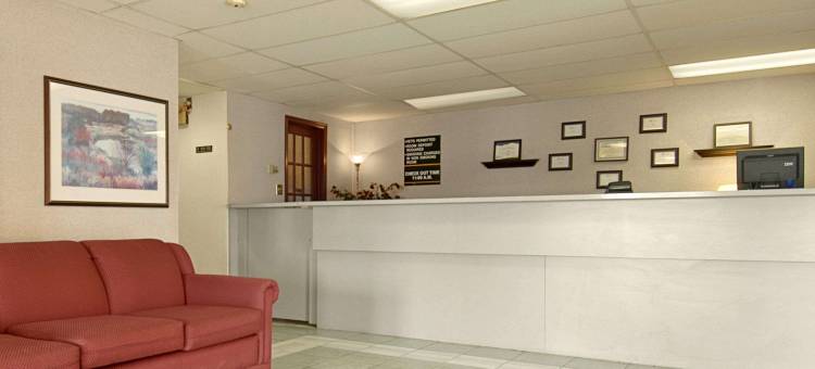 红鹿速8酒店(Super 8 by Wyndham Red Deer)图片