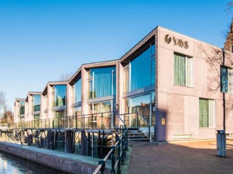 亞斯比克爾斯運河禮賓精品公寓