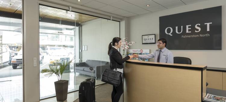 中央广场品质酒店套房(Quality Suites Central Square)图片