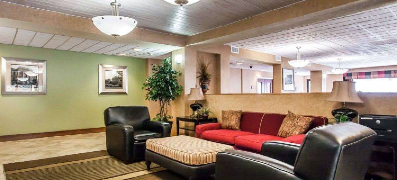 哈蒂斯堡北部舒眠套房酒店(Sleep Inn & Suites Hattiesburg North)图片