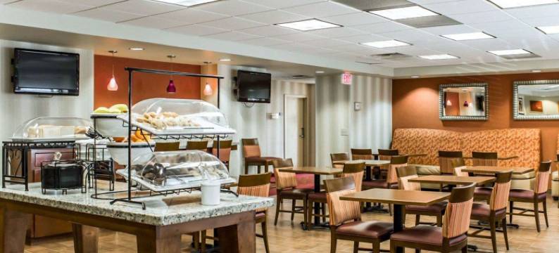 费耶特维尔自由堡附近舒适酒店(Comfort Inn Fayetteville Near Fort Bragg)图片