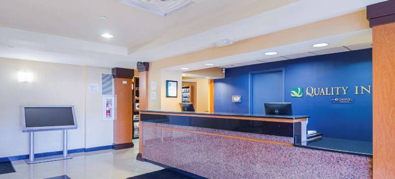 波士顿里维尔凯艺酒店(Quality Inn Boston-Revere)图片