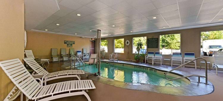 品质套房酒店(Quality Suites)图片