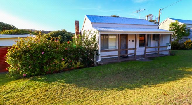 Catho Cottage Hotel Overview