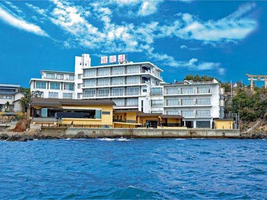 Ako Hotels Where To Stay In Ako Tripcom - 