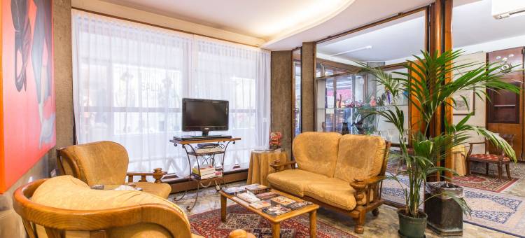 大使特尔玫瑰园酒店(Ambassador Tre Rose)图片