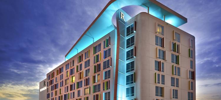 埃德蒙顿机场万丽酒店(Renaissance Edmonton Airport Hotel)图片
