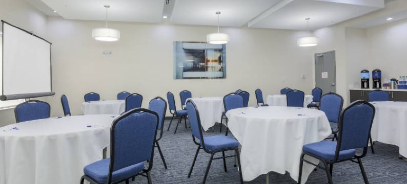 智选假日套房酒店休斯顿by IHG(Holiday Inn Express & Suites HOUSTON - HOBBY AIRPORT AREA by IHG)图片