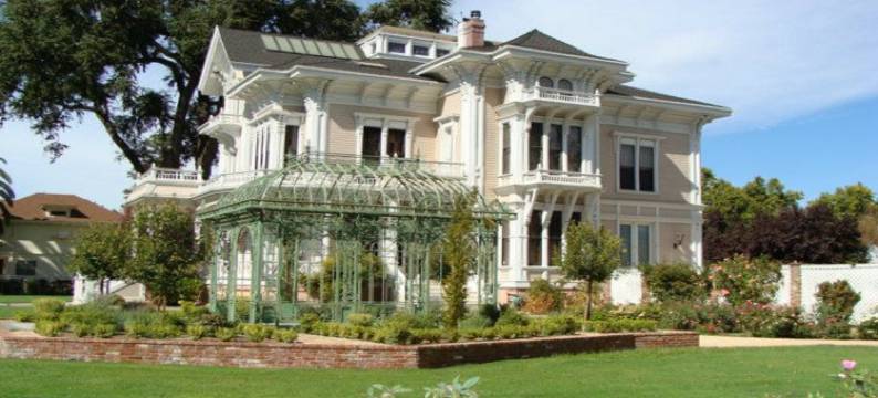 Holiday Inn Express 伍德兰德(Holiday Inn Express WOODLAND by IHG)图片