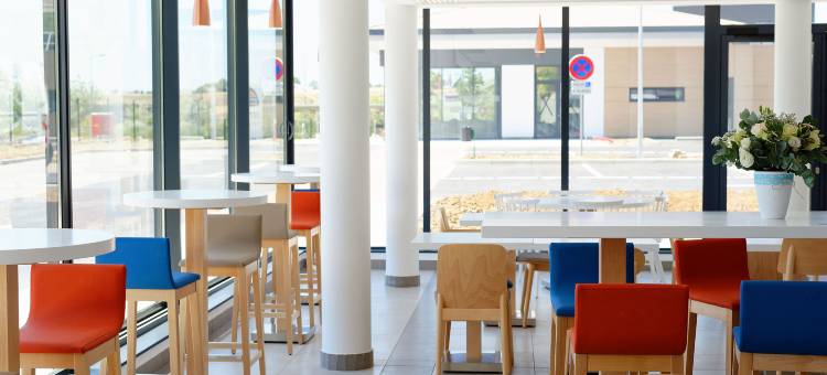 贝桑松雅嘉娜市酒店(Hôtel Akena Besancon)图片