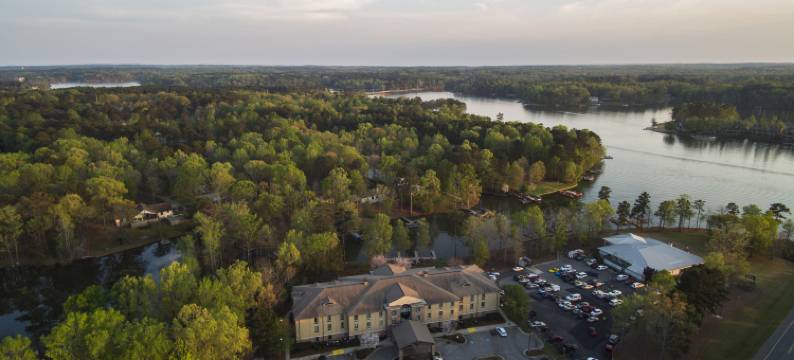 奥科尼湖畔山林小屋(The Lodge on Lake Oconee)图片
