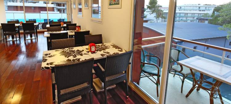 安提伯奥林普奥德利斯市公寓式酒店(Appart'hôtel Odalys City Olympe)图片