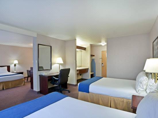 Comfort Inn Columbia Gorge Gateway Hotel Reviews And Room Rates