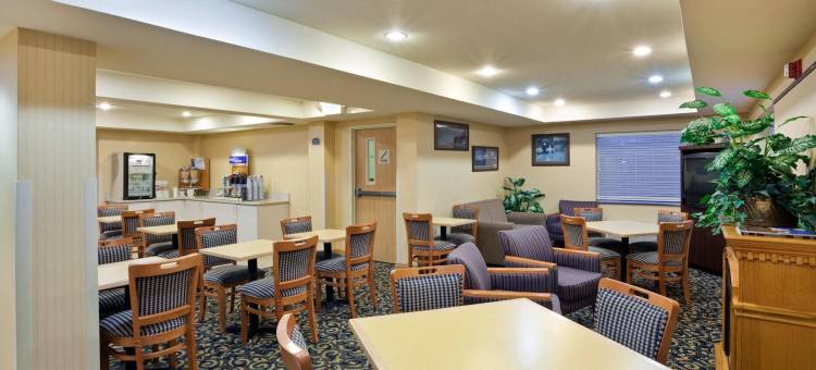 特劳特代尔-波特兰东舒适酒店(Comfort Inn Troutdale-Portland East)图片