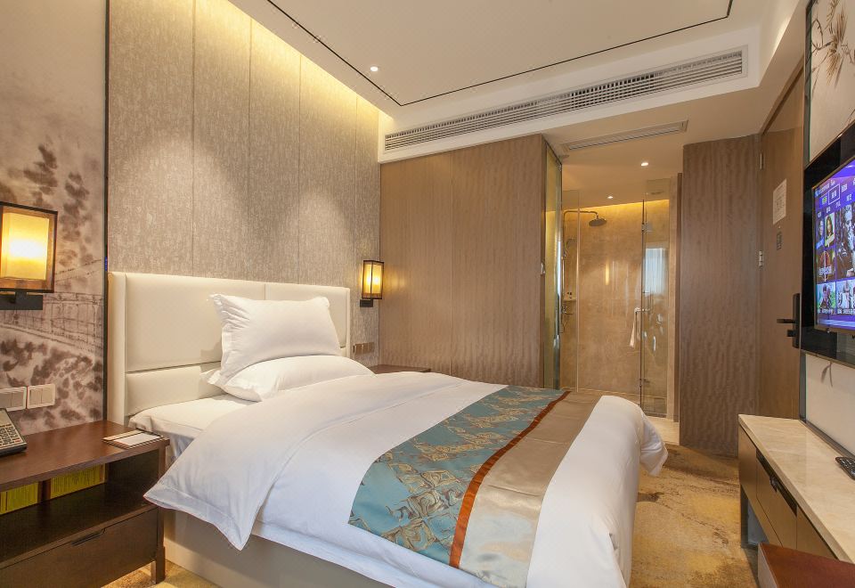 WuHan HuaYang Hotel Hotel Overview