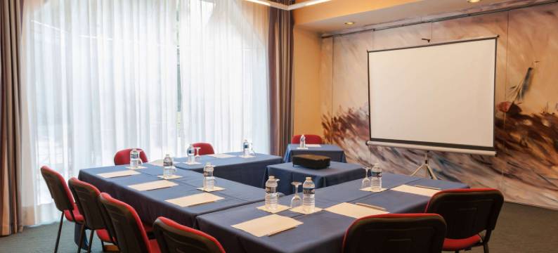 库唐斯考西泰勒酒店(Hôtel Cositel, Cit'Hotel Coutances)图片