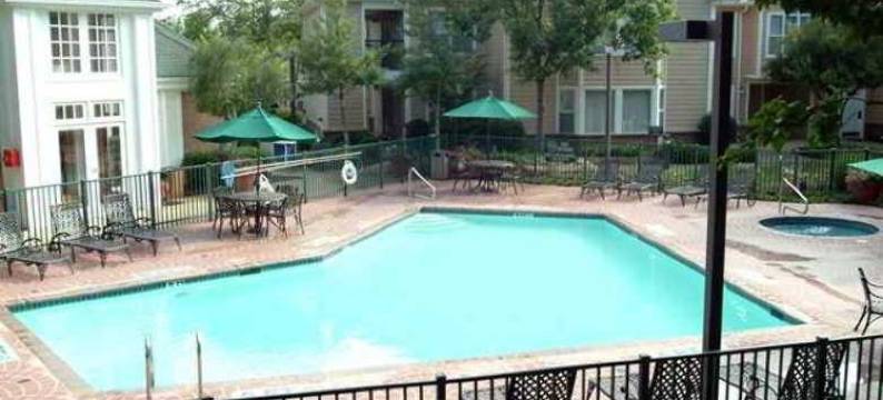 波普拉客栈和套房(Poplar Inn and Suites)图片