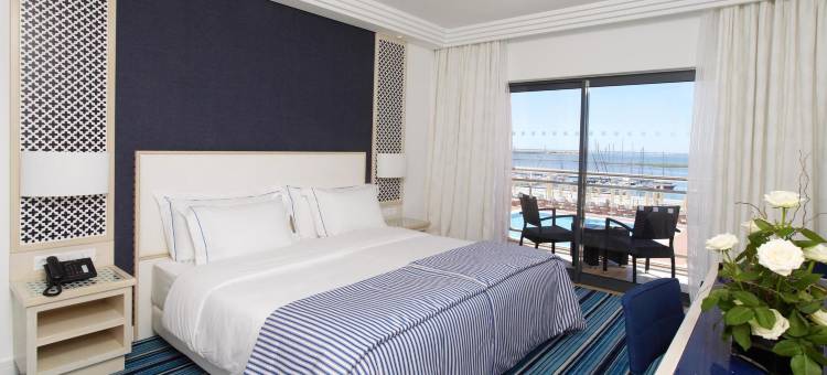 瑞尔玛丽娜滨海酒店(Real Marina Residence)图片