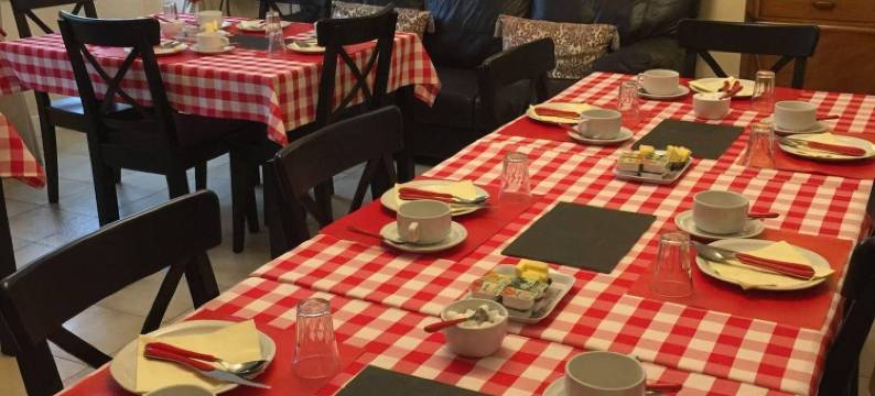 奥邦阿奎尔酒店(Au Bon Accueil)图片