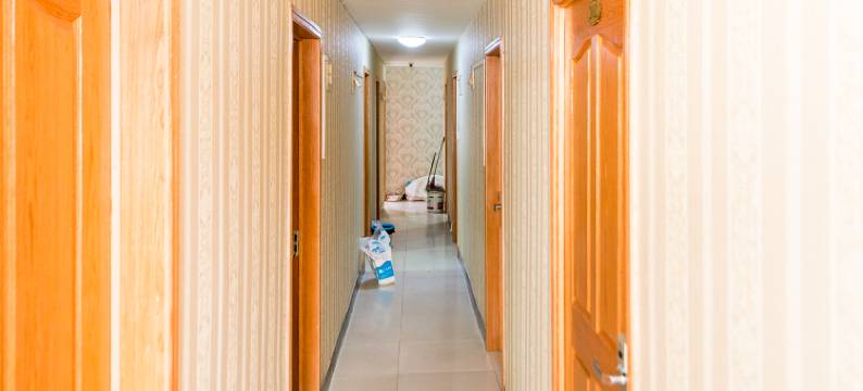 南京一家人宾馆(殷巷新寓诚信大道地铁站店)图片