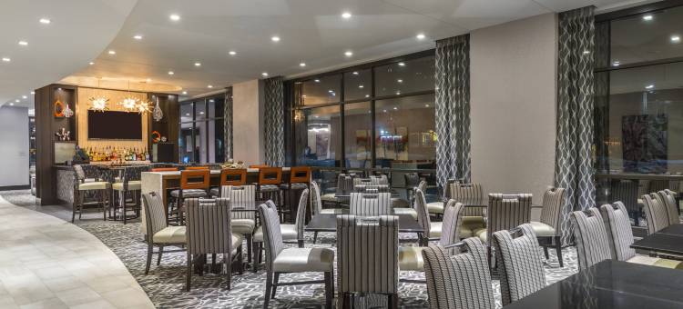 波士顿剑桥万枫酒店(Fairfield Inn & Suites Boston Cambridge)图片