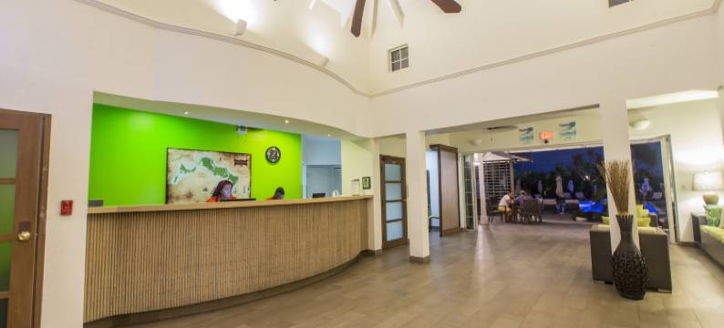 卡尔港康福特套房度假酒店(Ports of Call Resort)图片