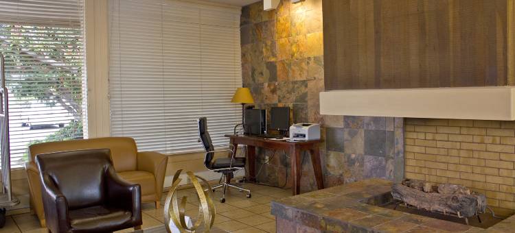 弗雷斯诺乡村贝斯特韦斯特酒店(Best Western Village Inn)图片