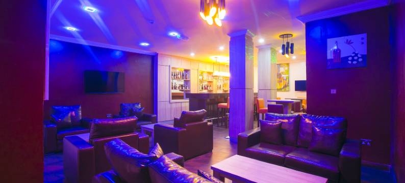 艾威斯波恩酒店(Bon Hotel Elvis)图片