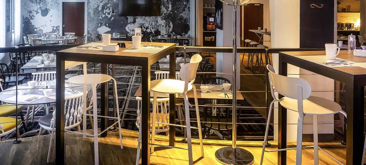 巴黎吕埃尔马尔迈松诺富特酒店(Novotel Paris Rueil-Malmaison)图片