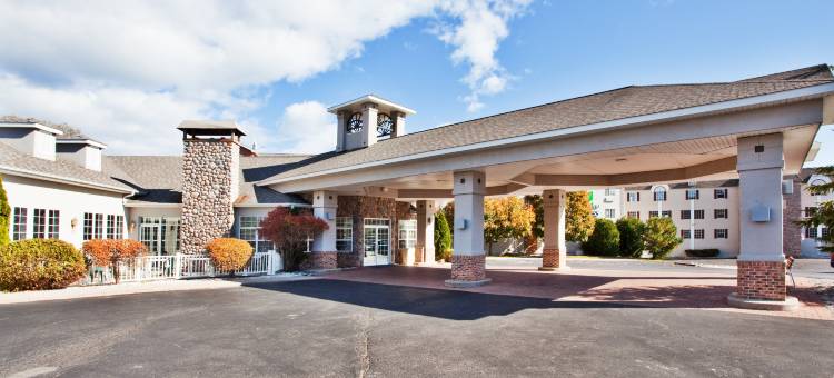 Holiday Inn Express ST。 IGNACE，湖前(Holiday Inn Express ST. IGNACE-LAKE FRONT by IHG)图片